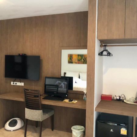 Baantalay Thungwualaen Hotel Pathiu Bagian luar foto