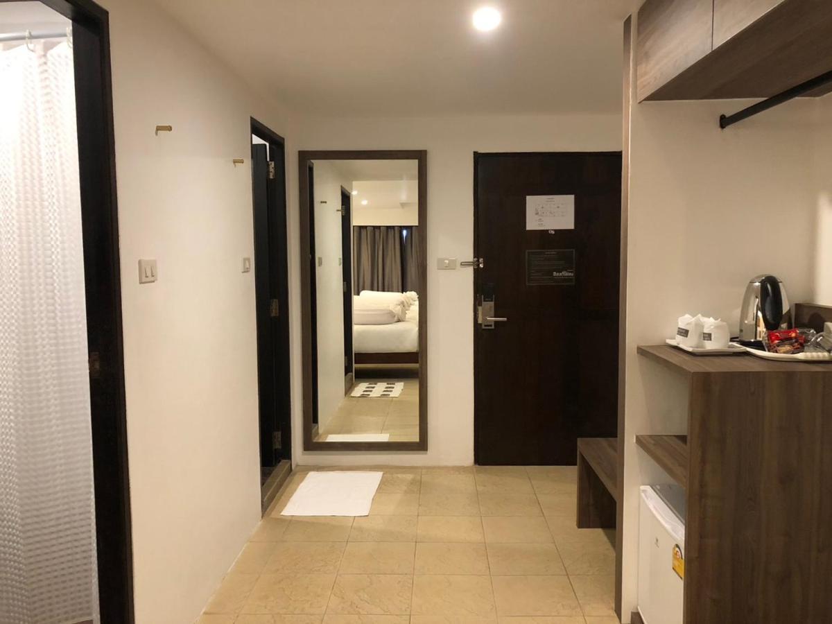 Baantalay Thungwualaen Hotel Pathiu Bagian luar foto