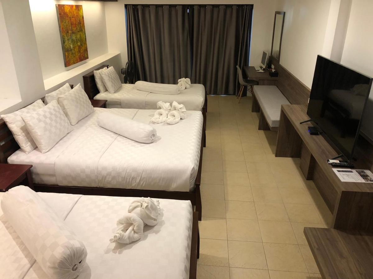 Baantalay Thungwualaen Hotel Pathiu Bagian luar foto