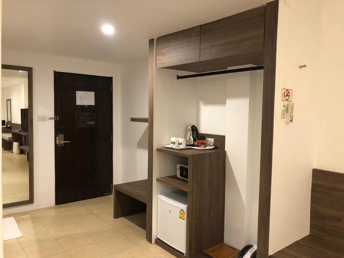 Baantalay Thungwualaen Hotel Pathiu Bagian luar foto