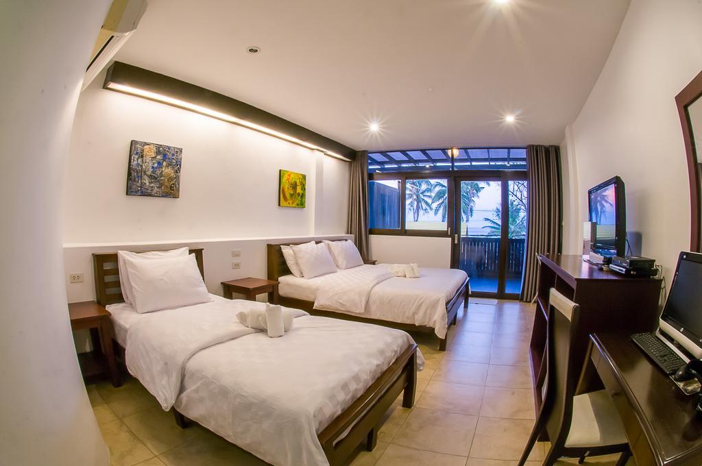 Baantalay Thungwualaen Hotel Pathiu Bagian luar foto