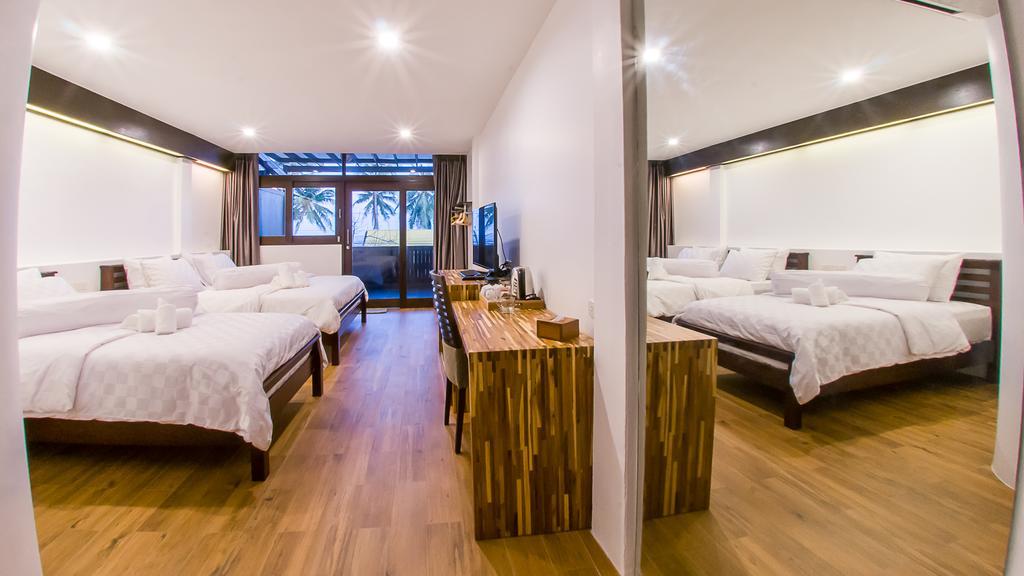 Baantalay Thungwualaen Hotel Pathiu Bagian luar foto