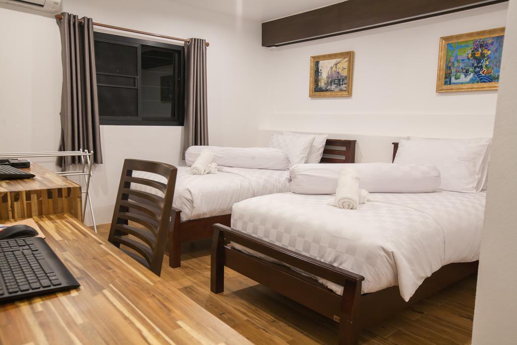 Baantalay Thungwualaen Hotel Pathiu Bagian luar foto